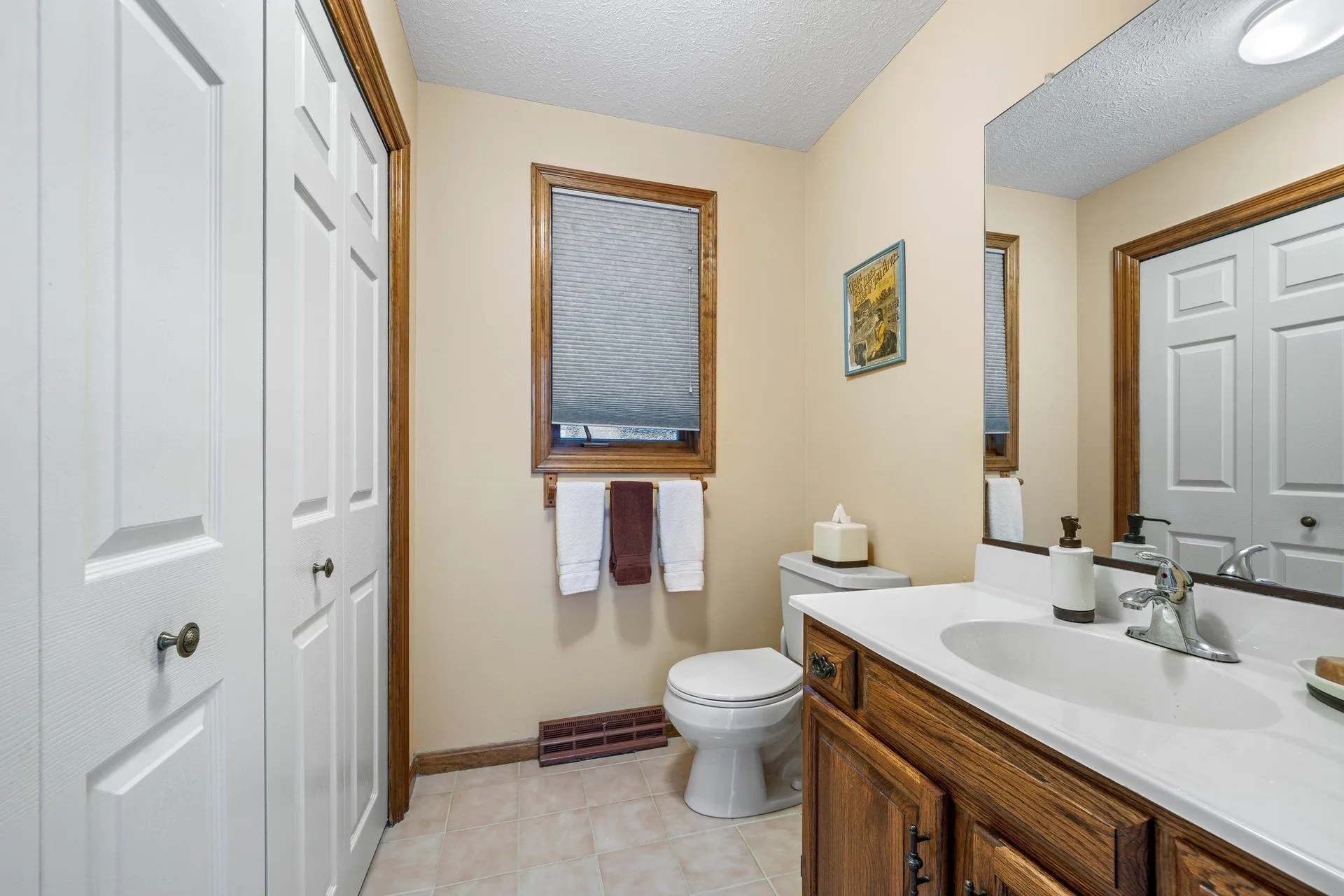 139 Barretts Hill Road Hudson NH 03051