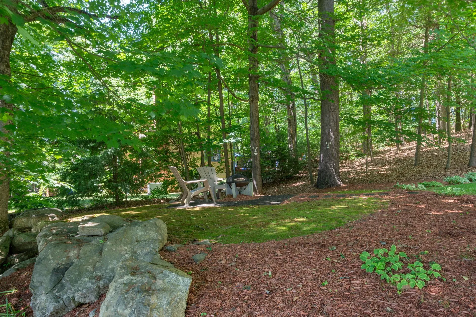 139 Barretts Hill Road Hudson NH 03051