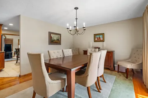 139 Barretts Hill Road Hudson NH 03051