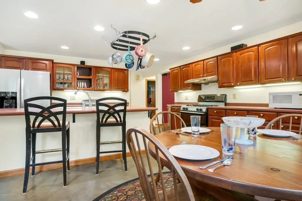 832 Us Route 100n Killington VT 05751