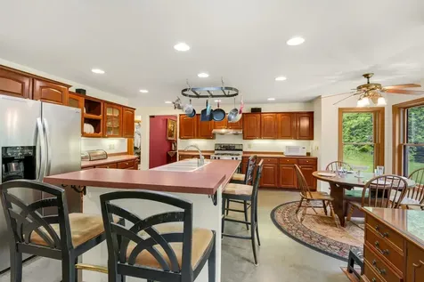 832 Us Route 100n Killington VT 05751