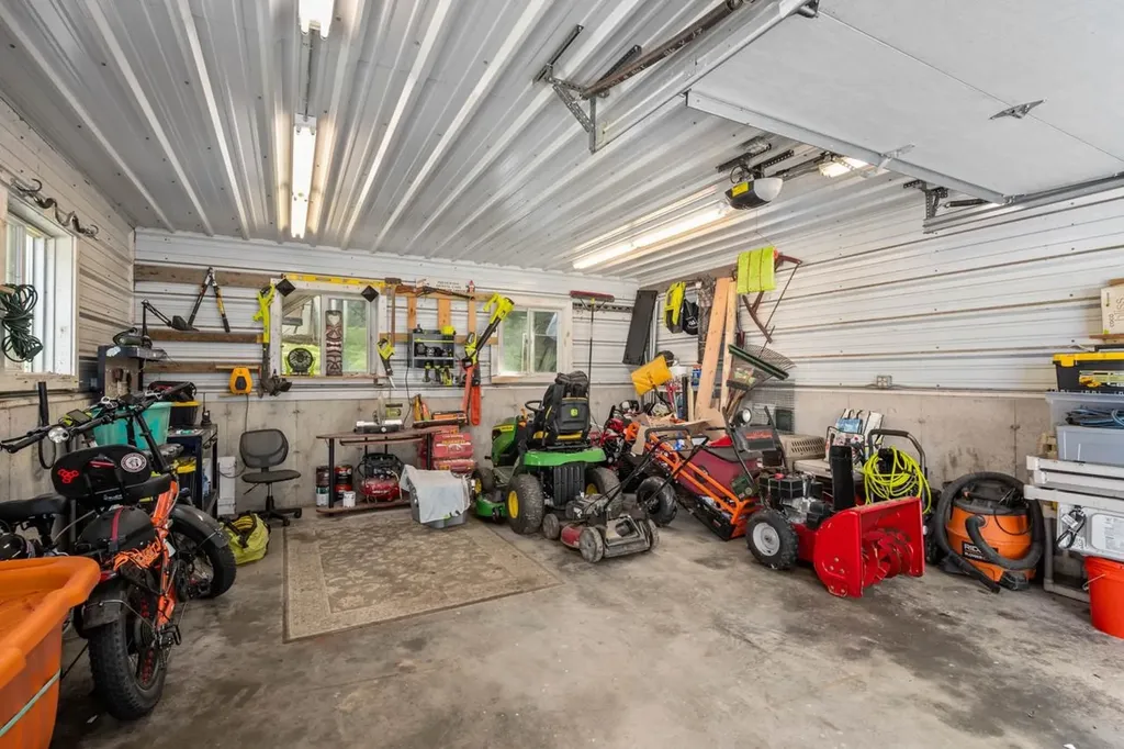 663 Gulf Road Chesterfield NH 03466