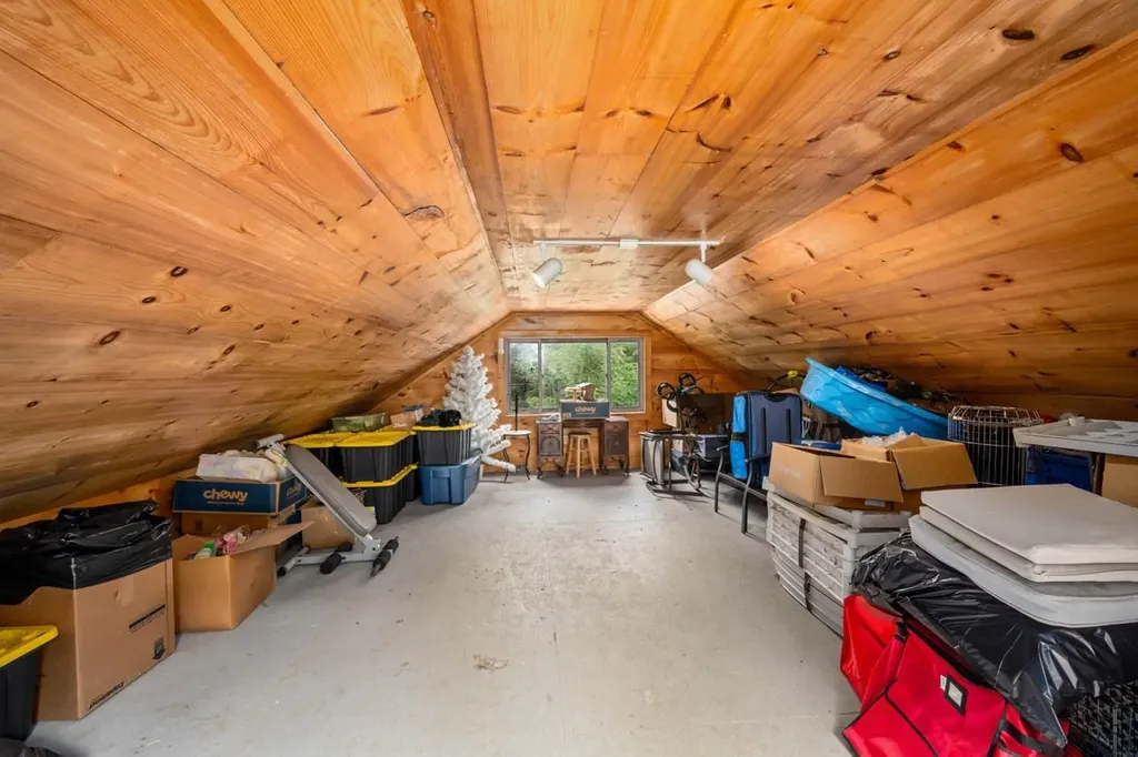 663 Gulf Road Chesterfield NH 03466