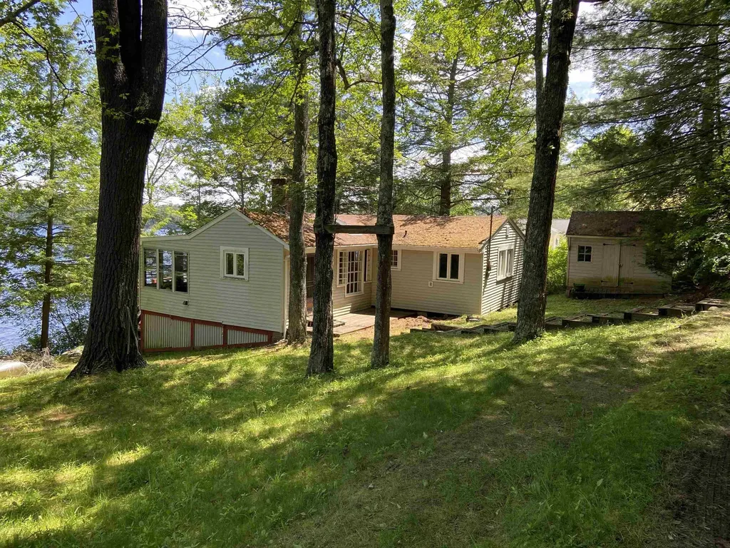 158 Lynn Grove Road Northwood NH 03261