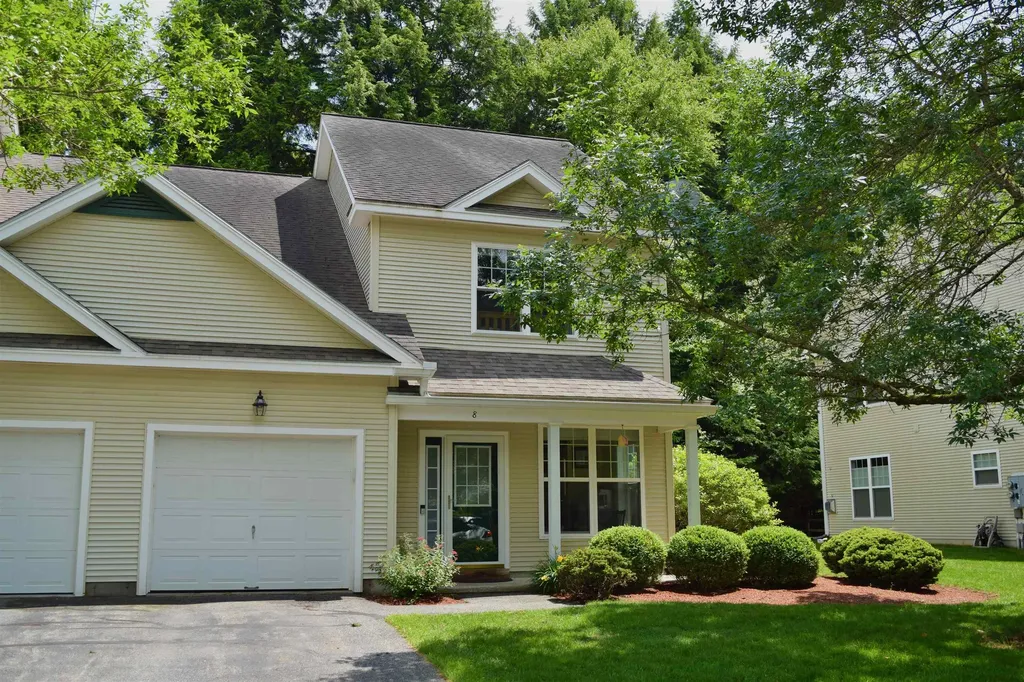 8 Irene Avenue Essex VT 05452