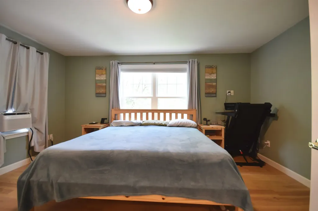 8 Irene Avenue Essex VT 05452