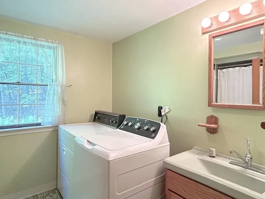 273 Jarmany Hill Road Sharon NH 03458
