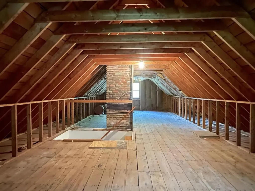 273 Jarmany Hill Road Sharon NH 03458