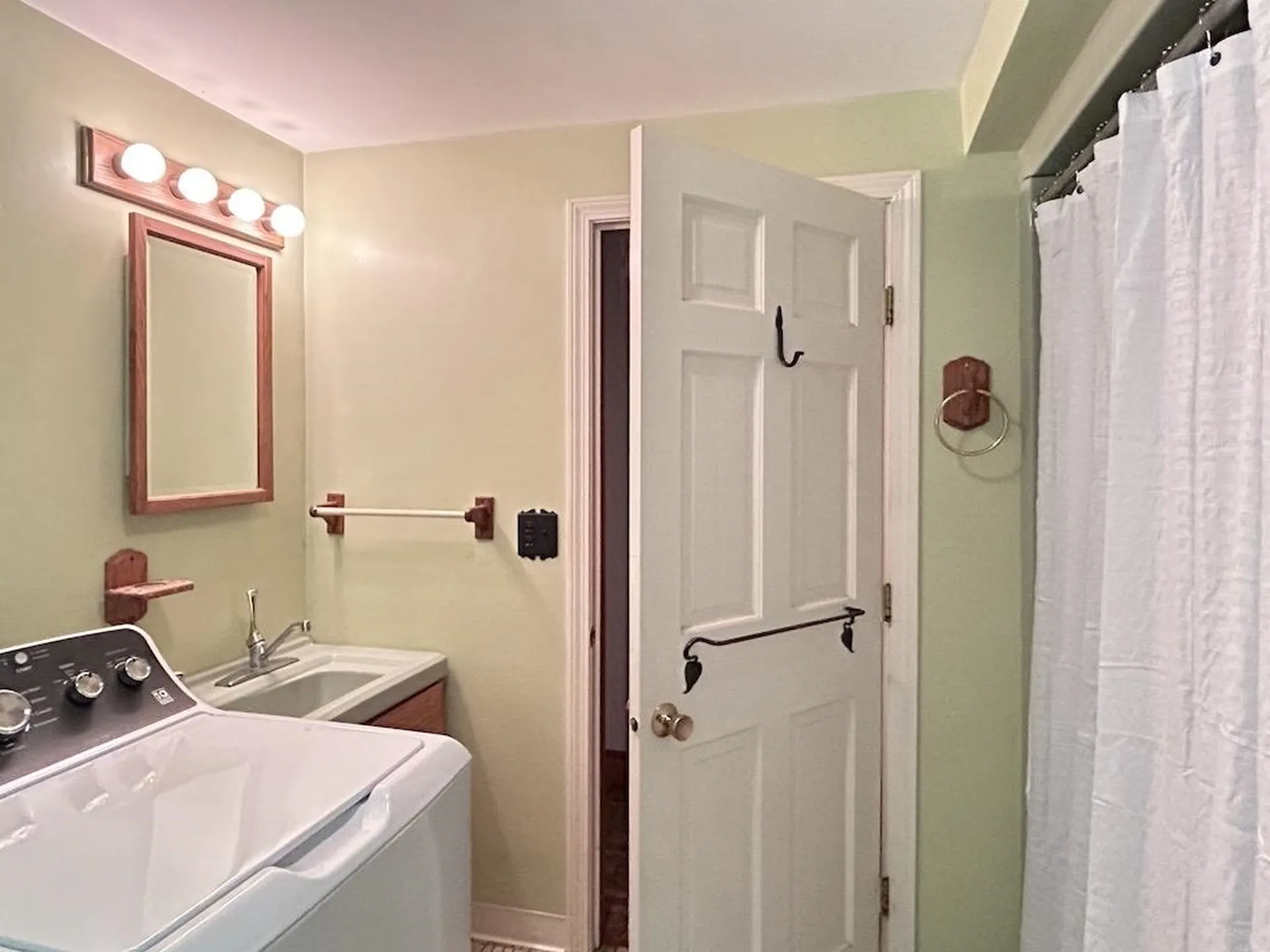 273 Jarmany Hill Road Sharon NH 03458