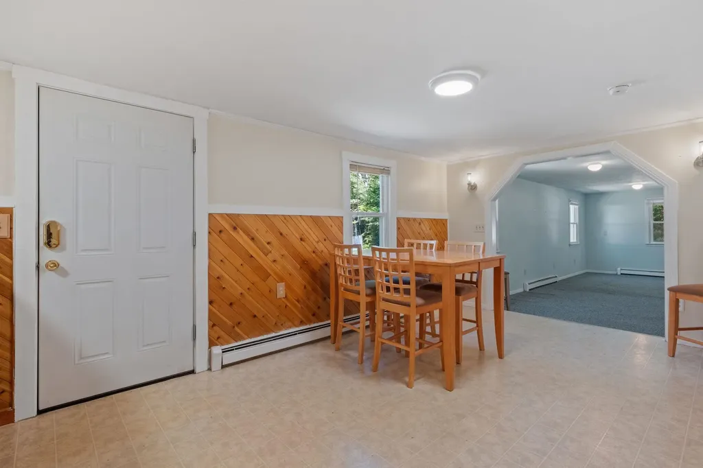 36 Lark Street Franklin NH 03235