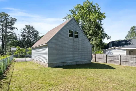 36 Lark Street Franklin NH 03235