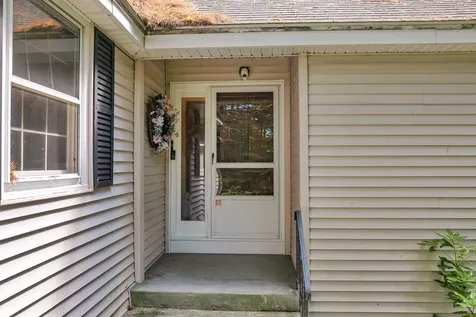 50 Tanager Road Goffstown NH 03045