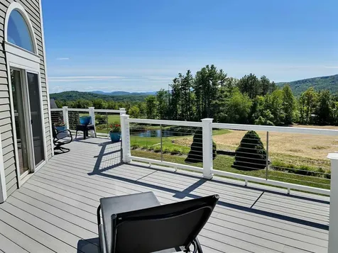 906 Main Street New London NH 03257