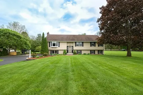106 Willard Way Plaistow NH 03865