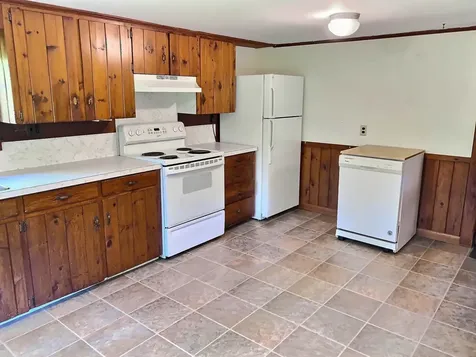64 Morgan Hill Road New London NH 03257