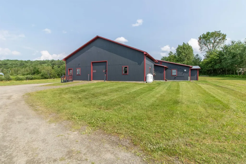 5931 Vt Route 14 S Irasburg VT 05845