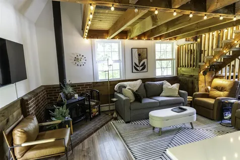 574 Willard Road Hartford VT 05059