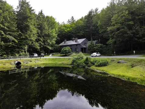 574 Willard Road Hartford VT 05059