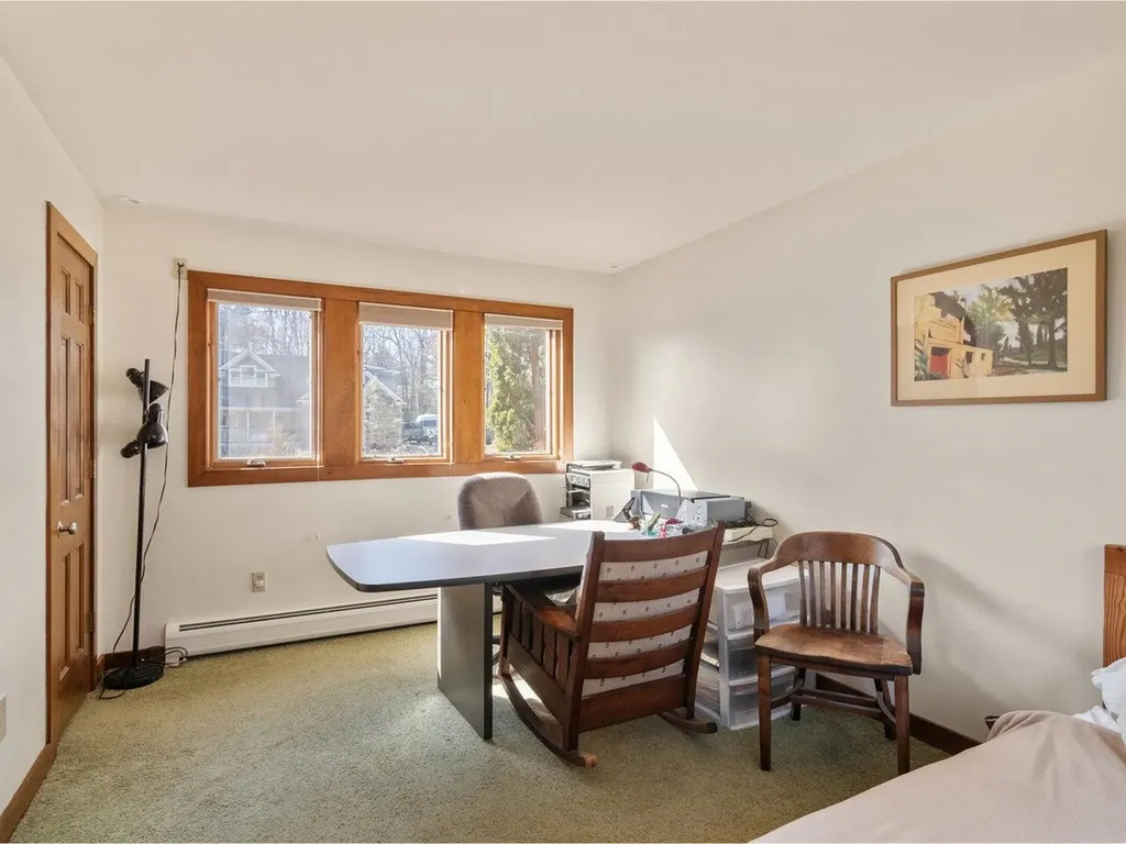 20 South Cove Road Burlington VT 05401