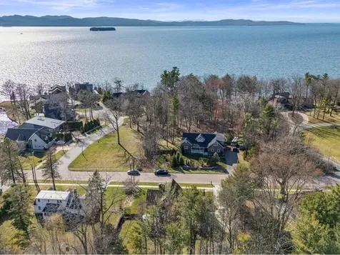 20 South Cove Road Burlington VT 05401