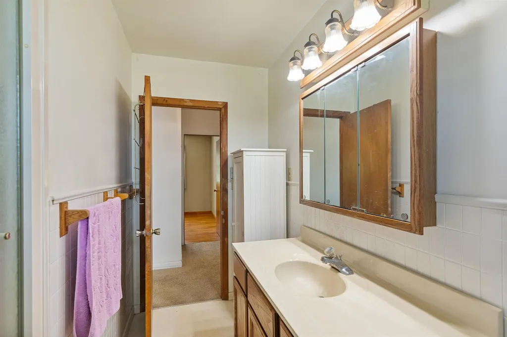 74 Prospect Hill St. Albans Town VT 05478