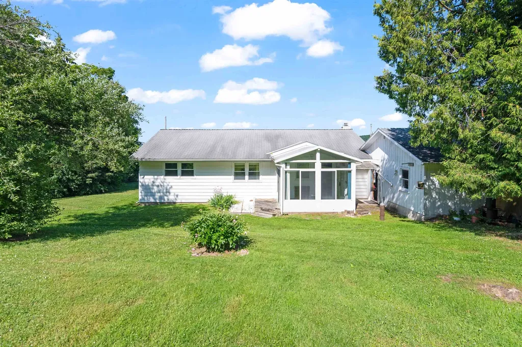 74 Prospect Hill St. Albans Town VT 05478