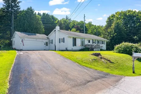 74 Prospect Hill St. Albans Town VT 05478