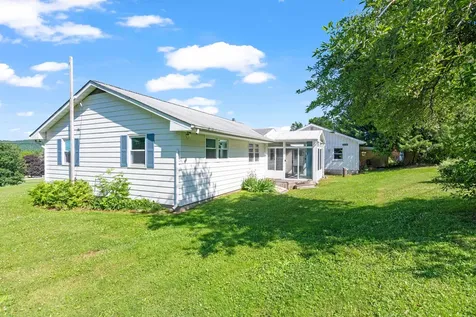 74 Prospect Hill St. Albans Town VT 05478