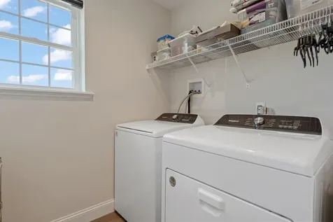 9a Lunas Avenue Epping NH 03042