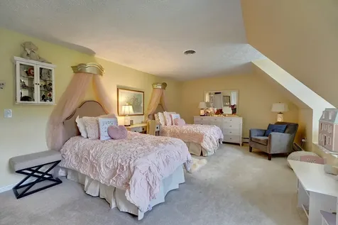 73 Mack Hill Road Amherst NH 03031