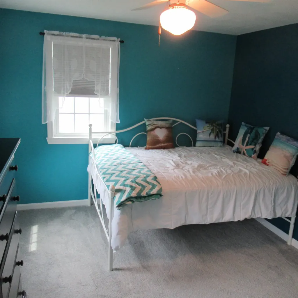 16 Eayers Pond Road Hudson NH 03051