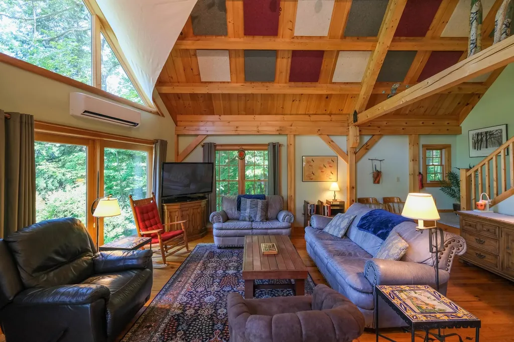 141 East Lake Road Ludlow VT 05149