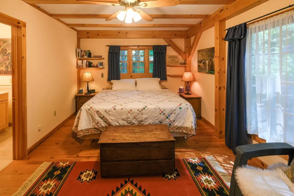 141 East Lake Road Ludlow VT 05149