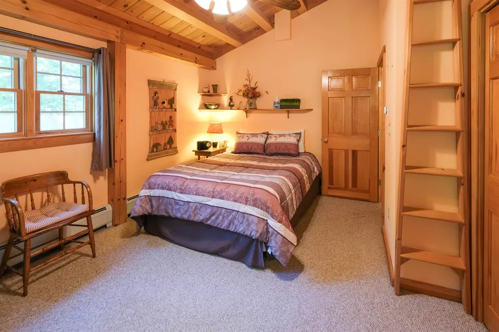 141 East Lake Road Ludlow VT 05149