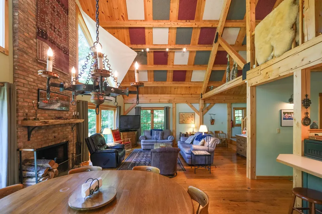 141 East Lake Road Ludlow VT 05149