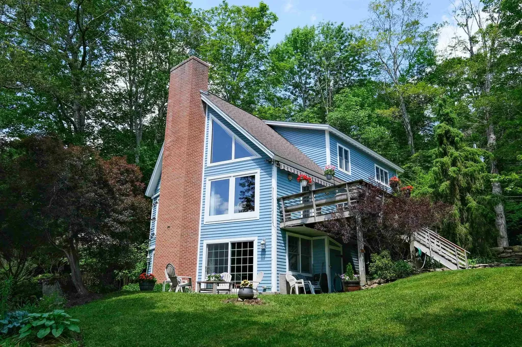 141 East Lake Road Ludlow VT 05149