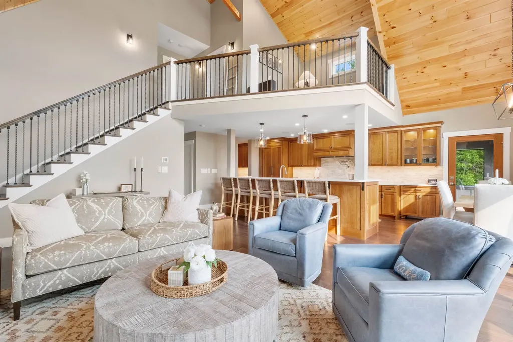 22 Ginger Gold Way Gilford NH 03249