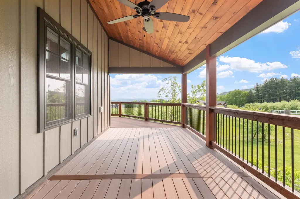 22 Ginger Gold Way Gilford NH 03249