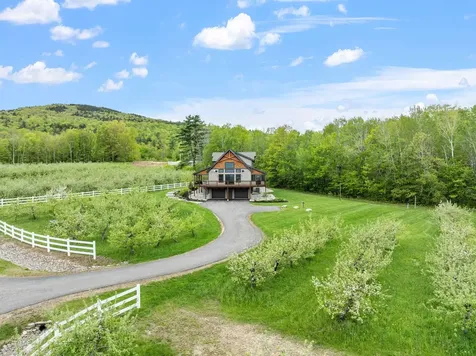 22 Ginger Gold Way Gilford NH 03249