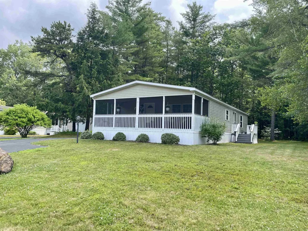 42 Temple Drive Rochester NH 03868