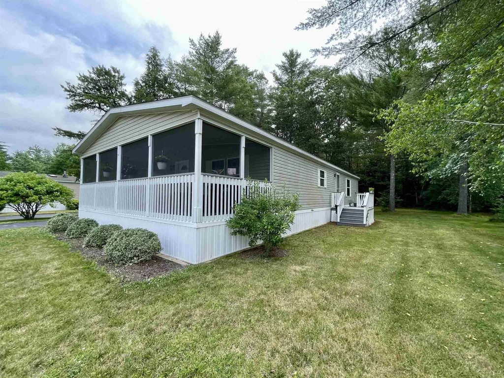 42 Temple Drive Rochester NH 03868