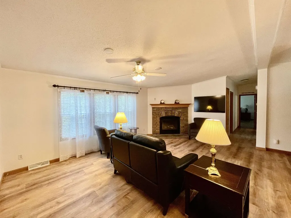 42 Temple Drive Rochester NH 03868