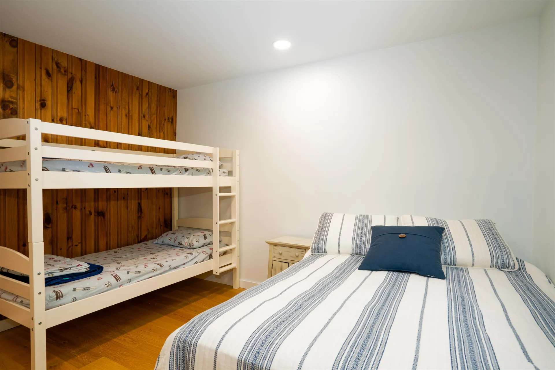 89 Birch Road Londonderry VT 05148