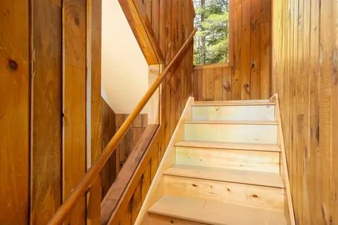 89 Birch Road Londonderry VT 05148