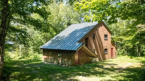89 Birch Road Londonderry VT 05148