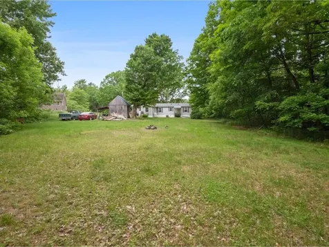 24 School House Hill Road Middlebury VT 05753