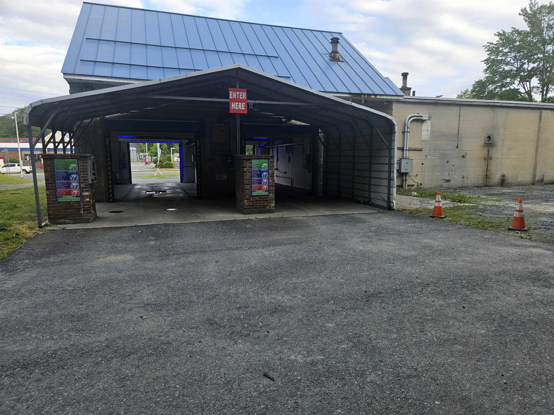 1049 North Main Street Hartford VT 05001