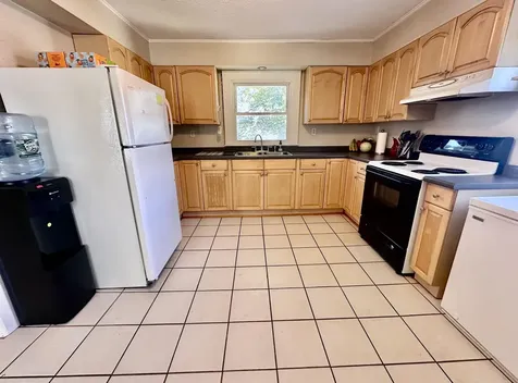 411 Foundry Street Rollinsford NH 03869