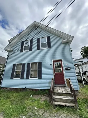 28 Chestnut Street Rochester NH 03867