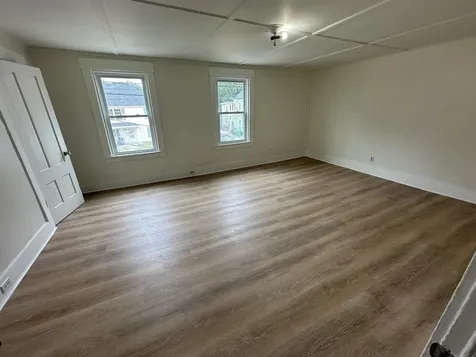 28 Chestnut Street Rochester NH 03867